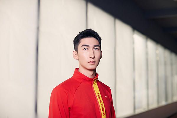 情侣们的电灯泡